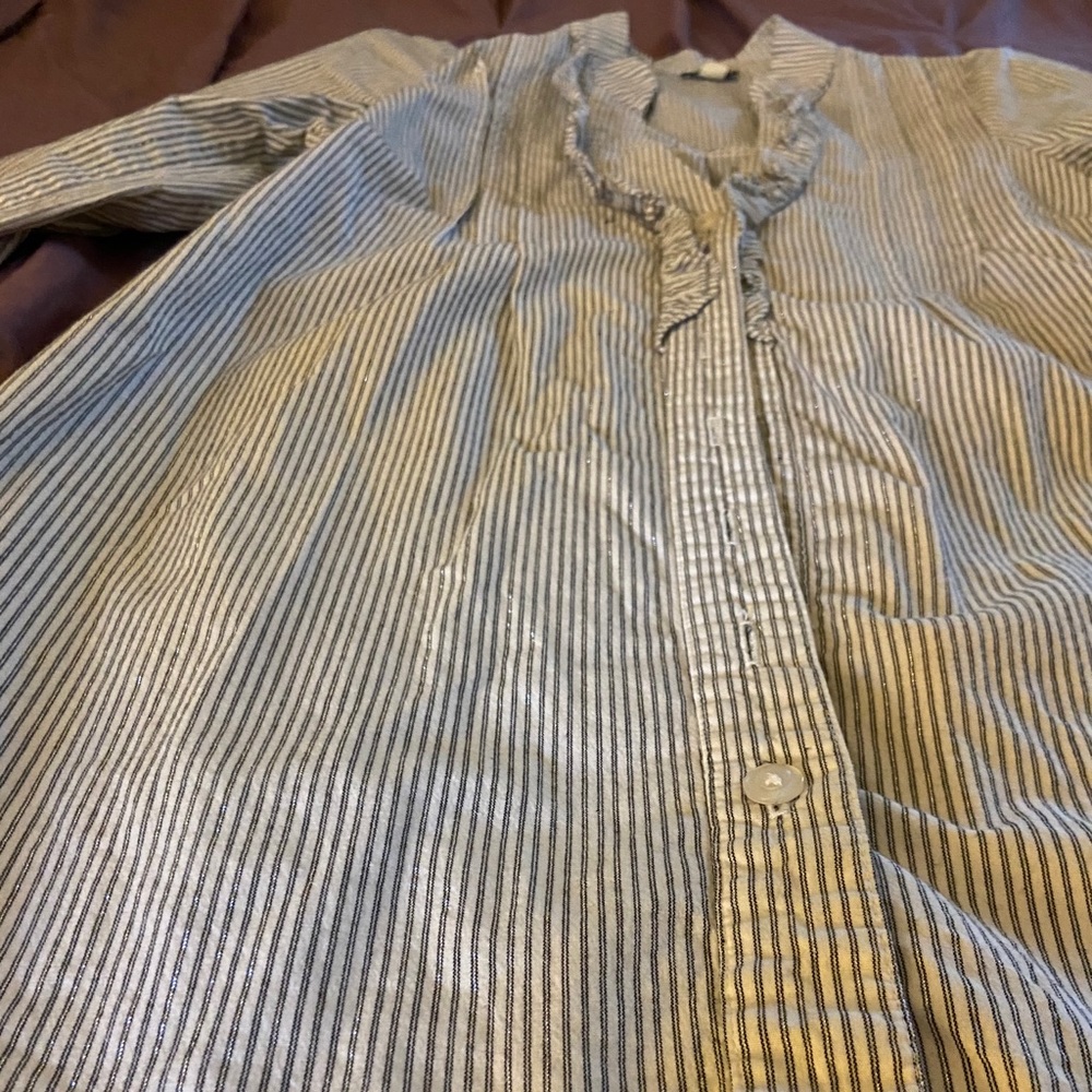So flattering tunic! - Picture 2 of 4